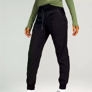 Lululemon Dance Studio Joggers, black, size 2